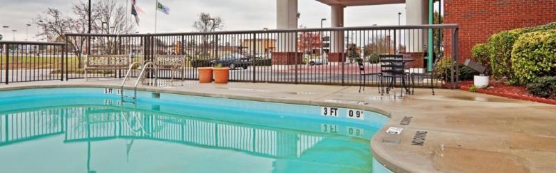 Holiday Inn Express & Suites Wilson-Downtown By Ihg Bagian luar foto